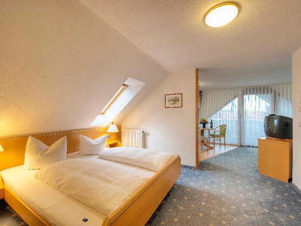 Hotel Gasthaus Krone インメンシュタート・アム・ボーデンゼー エクステリア 写真